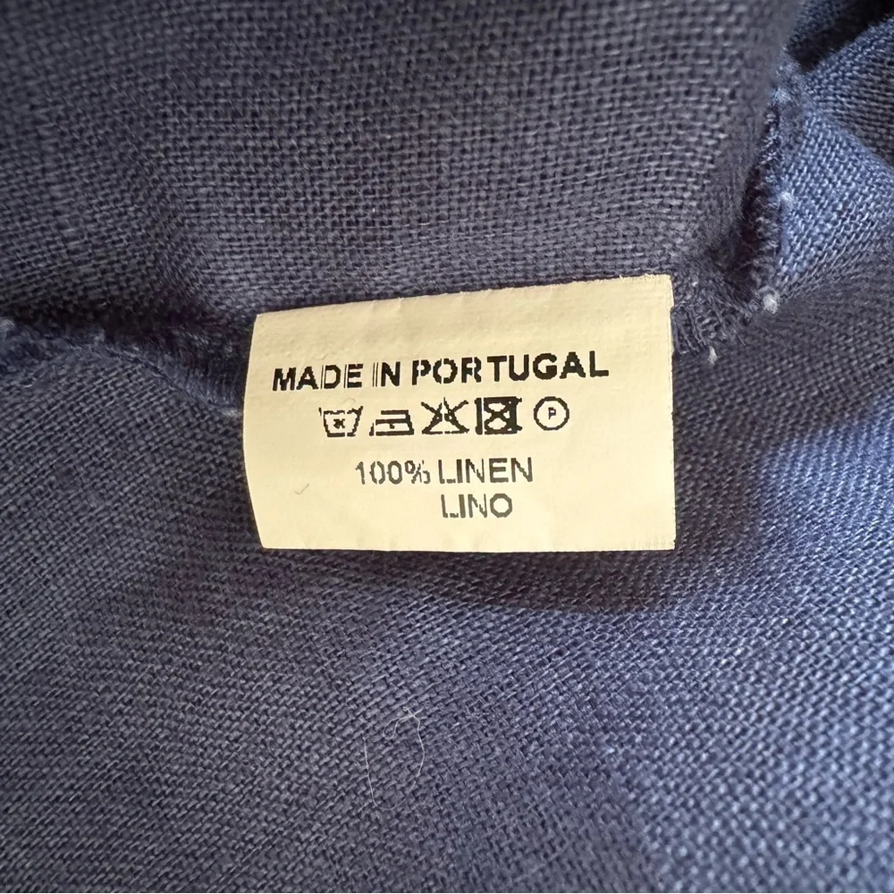 Vilagallo Navy Linen Embroidered Tropical Blouse with Toucan & Palm Motifs Sz 12 - Picture 13 of 13